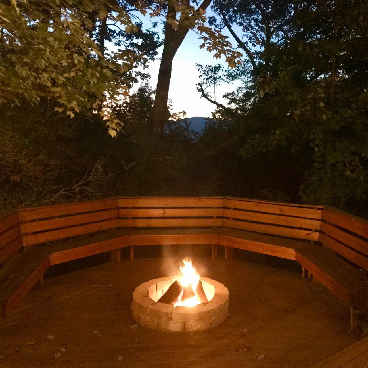 Barefoot Hills Hotel Dahlonega Kültér fotó